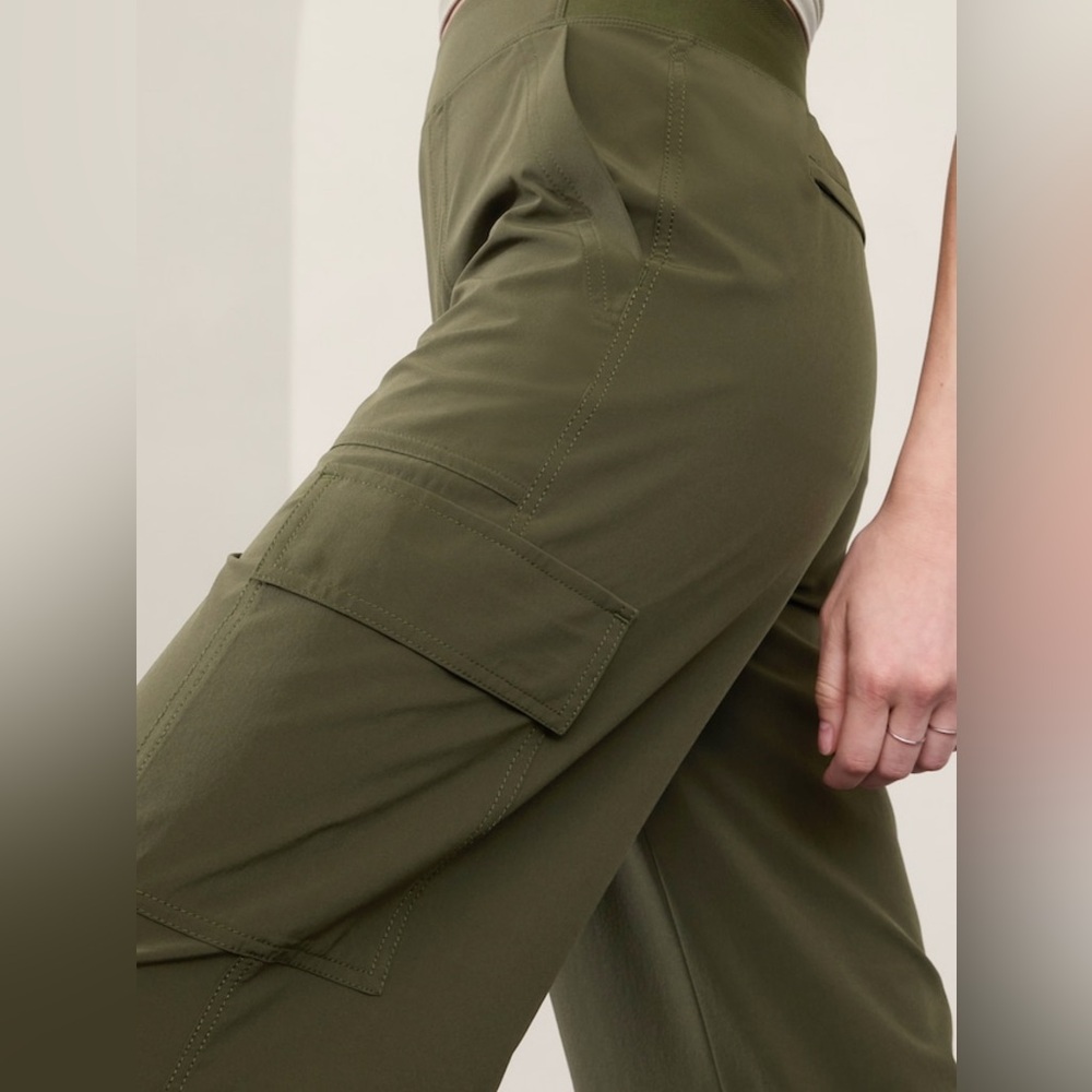 Athleta Olive Green Wide-Leg Cargo Pants - Picture 2 of 9